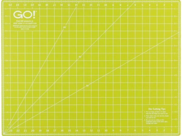 Accuquilt GO! Double-Sided Cutting Mat