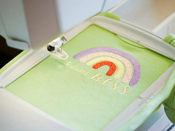 Free Arm Embroidery Hoop (4 x 6), Viking #920811096