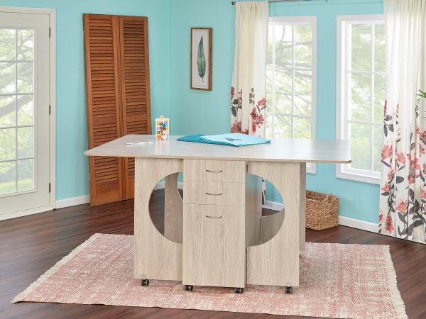 Tailormade Cutting Table (2 Colors Available)